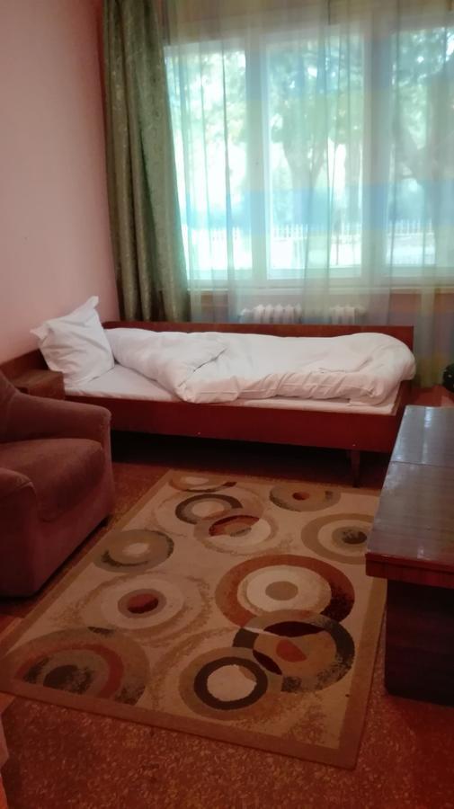 Hotel Stroitel Хисаря Екстер'єр фото