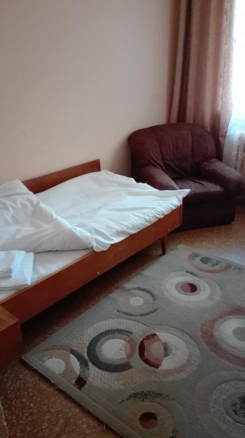 Hotel Stroitel Хисаря Екстер'єр фото